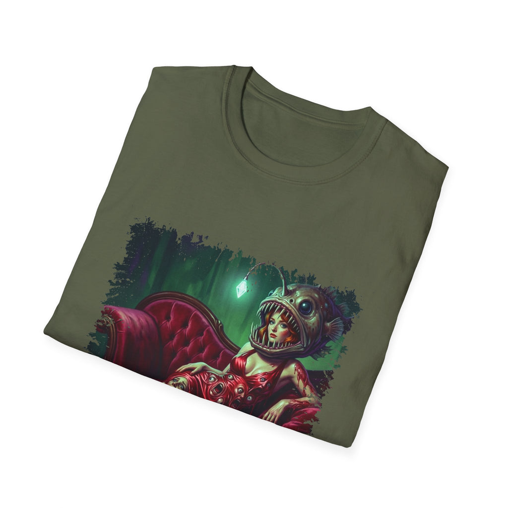Tina Fish-Head Femme Fatale T-Shirt — Retro Horror Pinup Graphic Tee